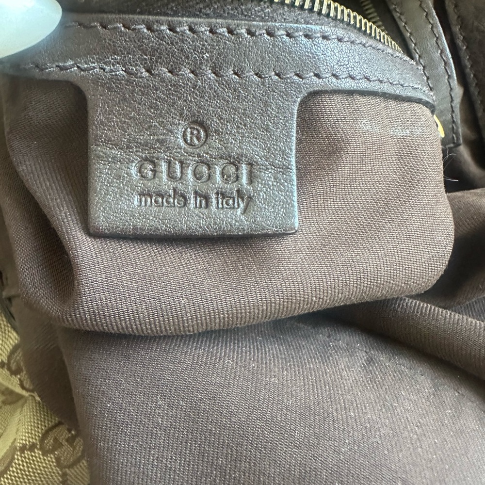 authentic Gucci hand bag - Picture 3 of 8